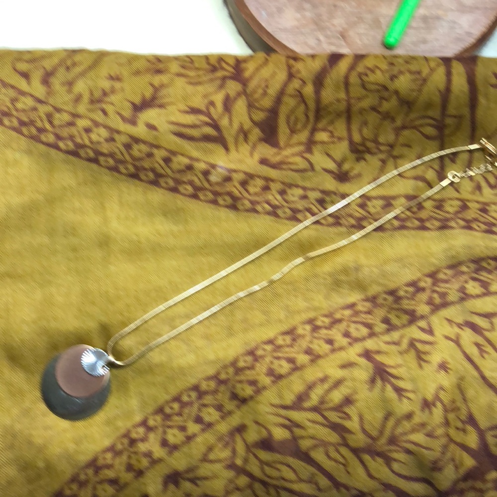 Vintage tri-metal costume necklace
